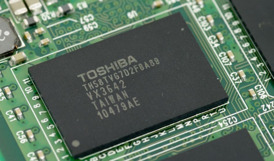 Apple interesado en comprar la división de chips de Toshiba
