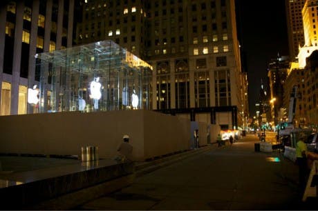Apple retirará temporalmente el cubo de su Retail Store en la Quinta Avenida de Nueva York