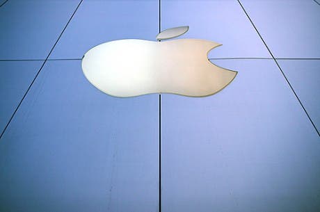 Apple patenta “Slide to unlock” y estrena la compra online con recogida en Retail oficial