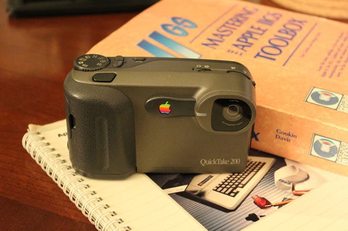 Cámara QuickTake creada entre Kodak y Apple