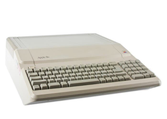 Ordenador Apple IIe Platinum 1987