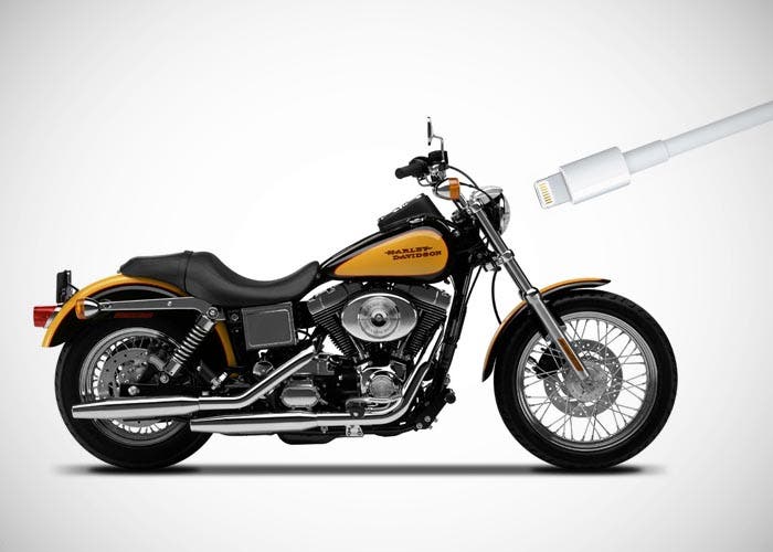 Harley-Davidson y los conectores Lightning