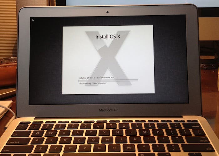 MacBook Air actualizándose