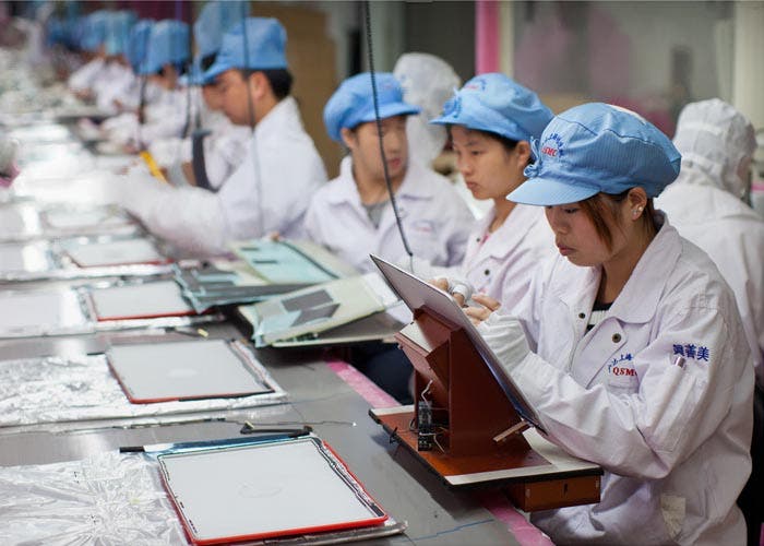Chinos fabricando ordenadores
