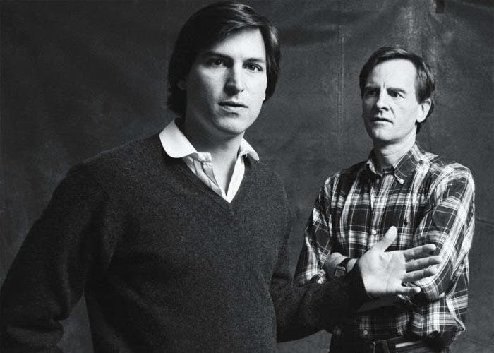 Steve Jobs junto a John Sculley