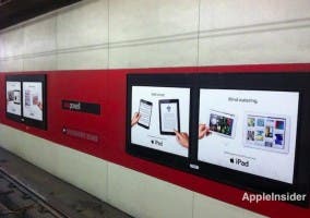 Nuevos anuncios del iPad en una estación de metro