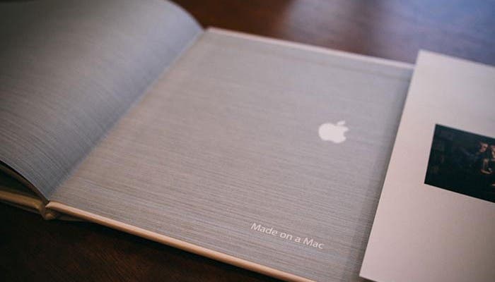 Logotipo de libro hecho en Mac