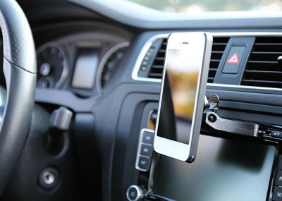 Problemas con el volumen de Bluetooth del iPhone en el coche