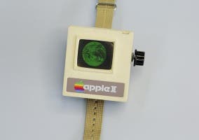 Apple Watch vintage hecho en base al Apple II