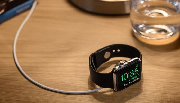 Apple Watch en mesa