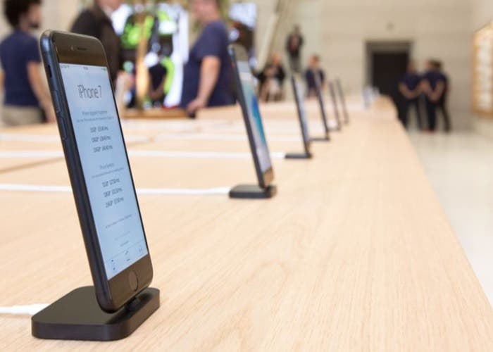 Apple elimina correa de seguridad de iphone