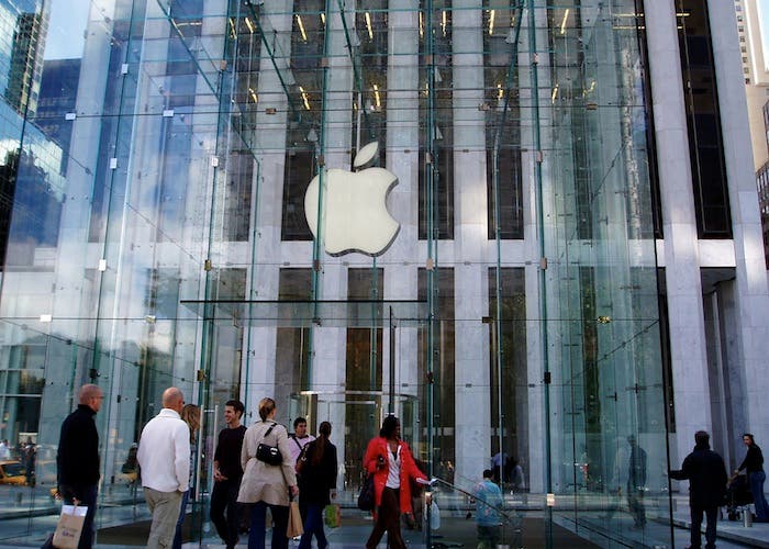 Fotografía de la fachada de la Apple Store de Nueva York